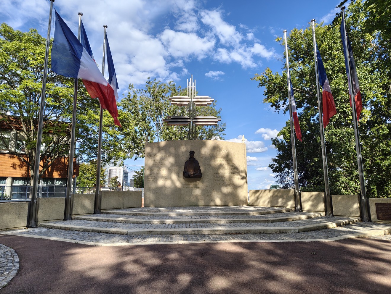 Monumento alle battaglie e alle liberazioni, Francia, foto 1