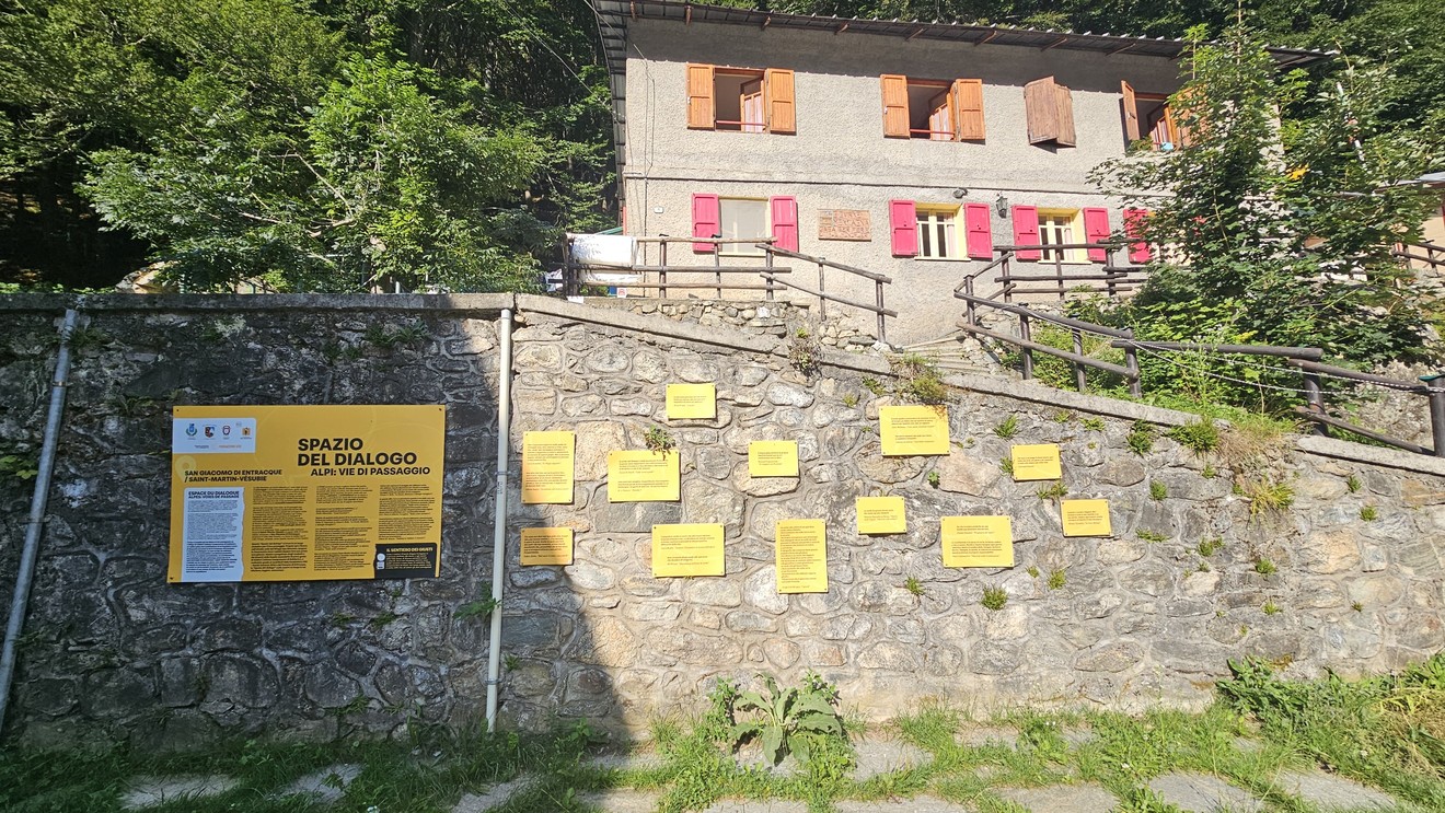 Spazio del dialogo, Comune di Entracque (CN), foto 1