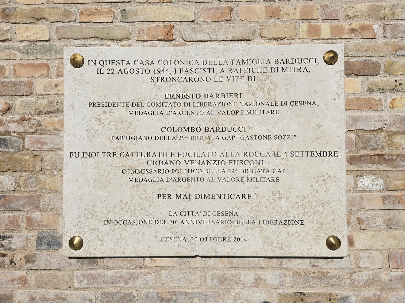 Lapide a Barbieri, Barducci e Fusconi, Comune di Cesena (FC), foto 1