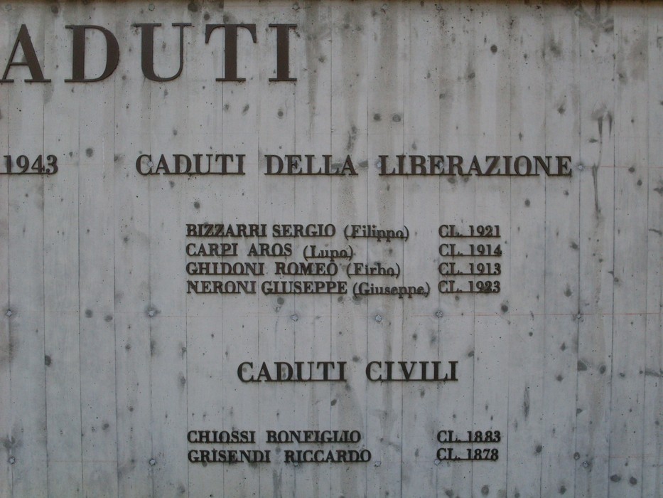 Monumento ai Caduti di Montecavolo, commemorazione dei militari e civili della Liberazione.