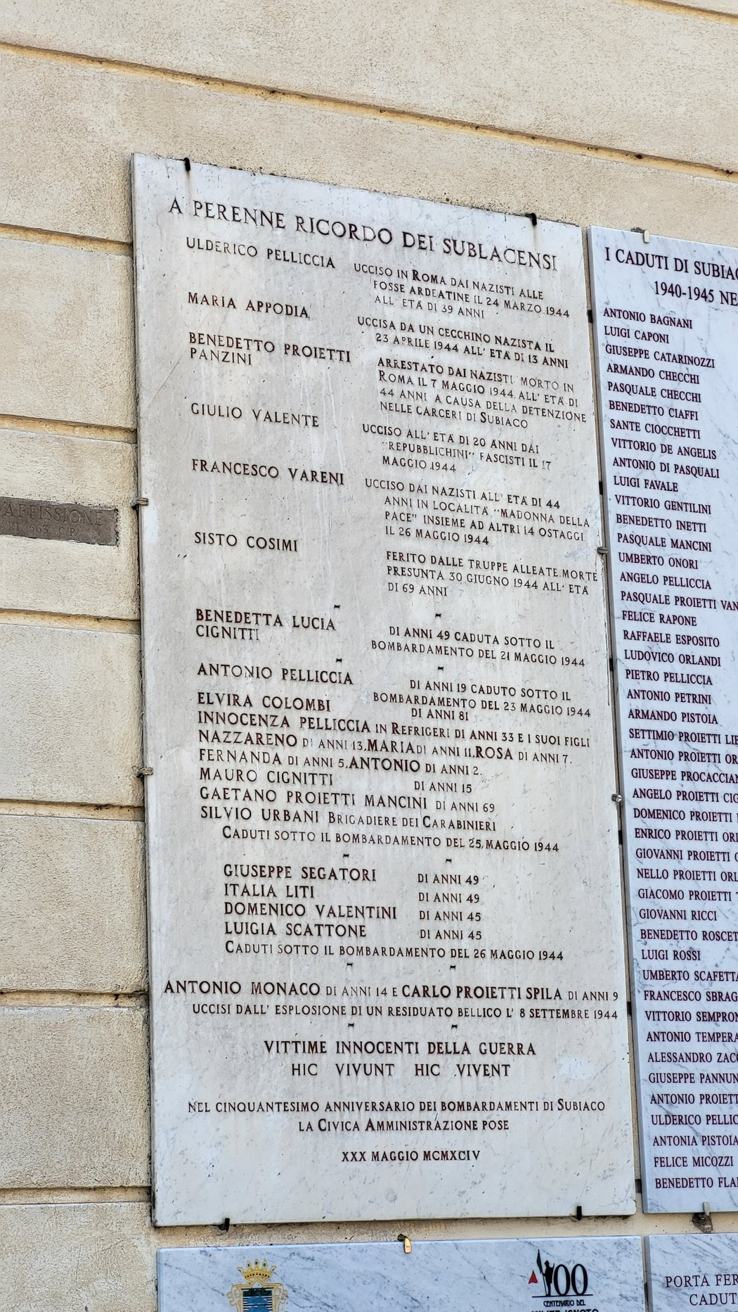 Lapidi di Subiaco: memoriale dedicato ai caduti locali, con i nomi e le date in onore della loro memoria.