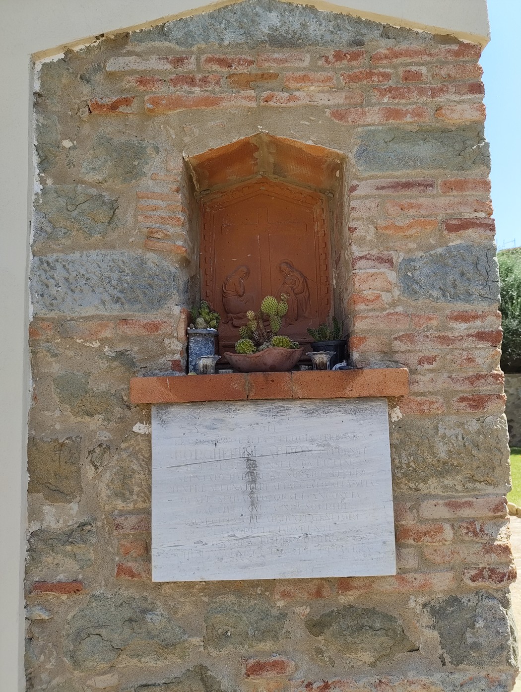 Lapide a Borgheresi, Comune di Cavriglia (AR), foto 1