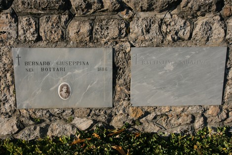 Ossario di Sant'Anna di Stazzema, memoriale dedicato alle vittime della Seconda Guerra Mondiale.
