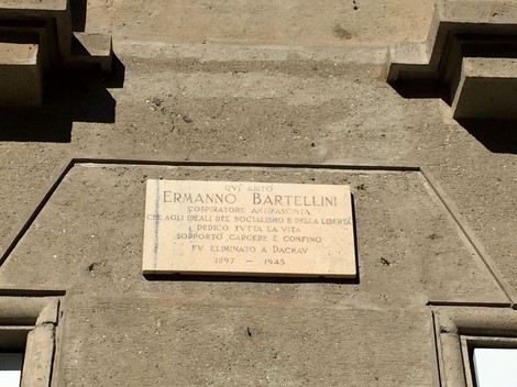 Lapide commemorativa di Ermanno Bartellini, attivista per la libertà e il socialismo, 1897-1945.
