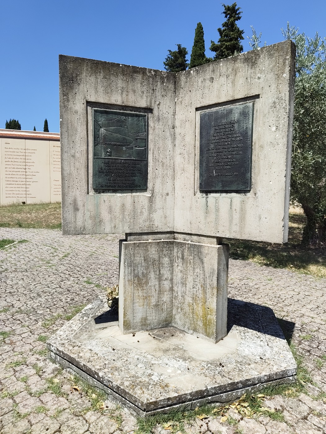 Monumento a Ferrante e alle vittime del 4 e 11 luglio 1944, Comune di Cavriglia (AR), foto 1
