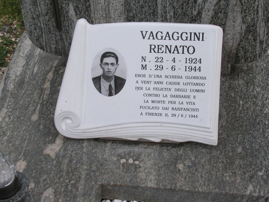 Sepolcro di Vagaggini, eroe caduto nella lotta contro il nazifascismo, commemorato con una targa a Firenze.