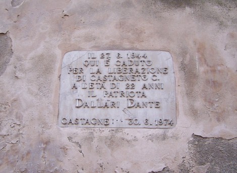 Lapide in memoria di Dallari Dante, patriota caduto per la liberazione di Castagneto il 27/6/1944.