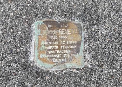 Pietra d'inciampo dedicata a Giuseppe Benetton, a ricordo della sua deportazione e morte.