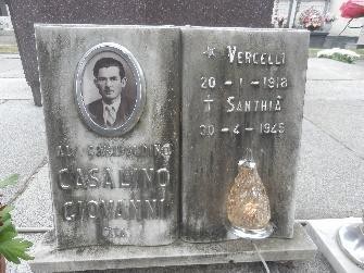 Sacrario dei partigiani di Cappuccini con lapide commemorativa di Giovanni Casalino a Vercelli.