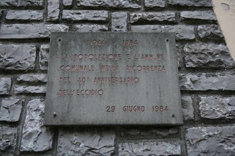 Memoriale della Cappella dei Martiri, dedicato al 40° anniversario dell'eccidio del 29 giugno 1944.