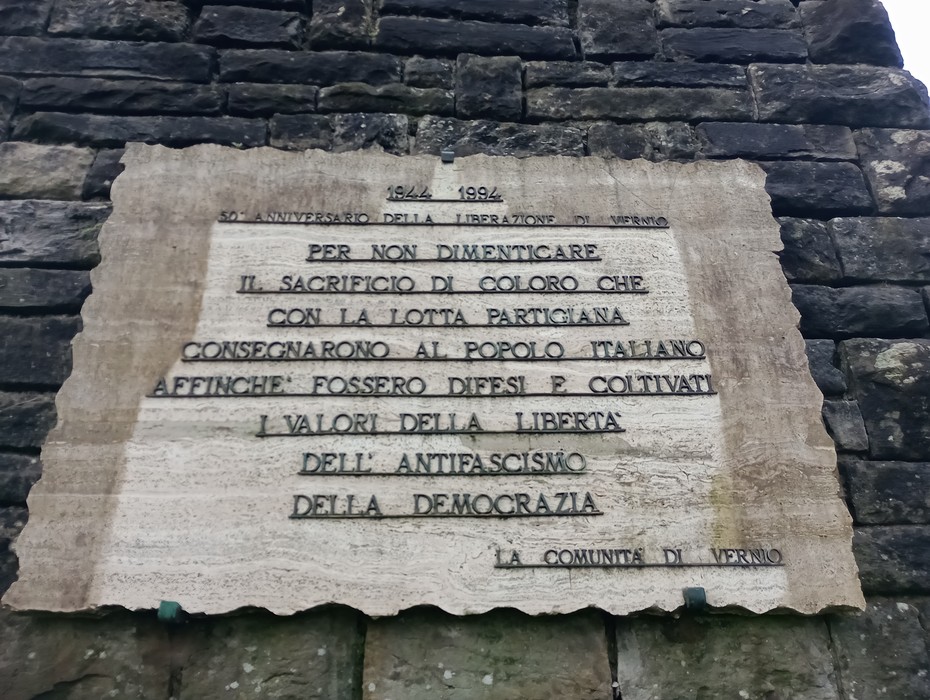 Monumento alla Resistenza, omaggio ai valorosi che hanno combattuto per libertà e democrazia.