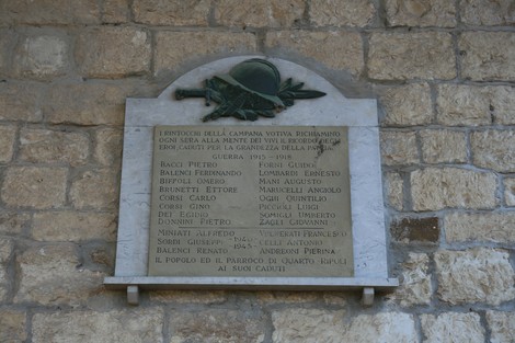 Lapide commemorativa dedicata ai caduti della Campagna di guerra 1915-1918 a Santa Maria a Quarto.