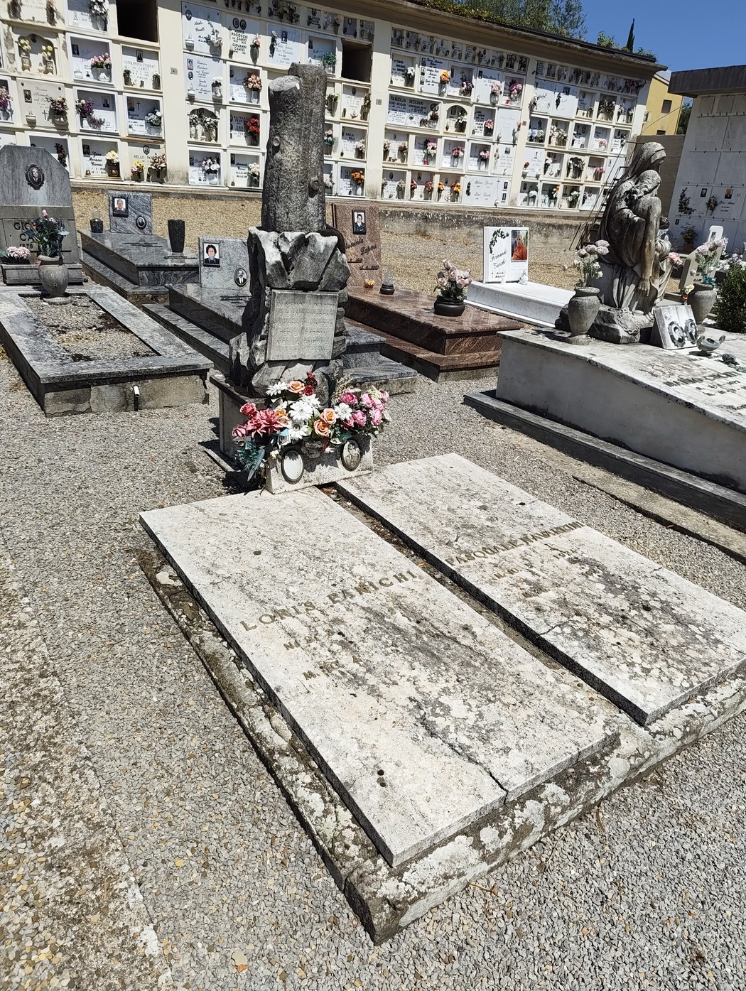 Sepolcro di Panichi e Navarrini, Comune di Cavriglia (AR), foto 1