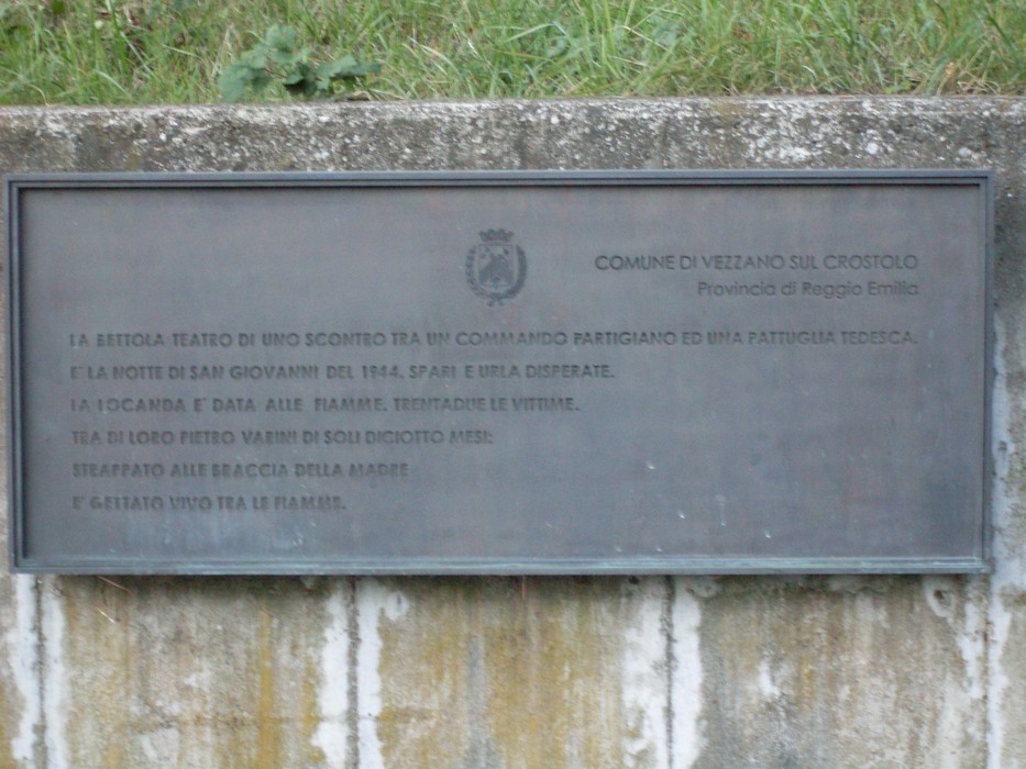 Monumento ai Martiri della Bettola, commemorazione delle vittime del conflitto e della resistenza partigiana.