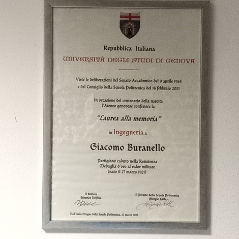 Attestato di laurea in Ingegneria di Giacomo Buranello, rilasciato dall'Università di Genova.