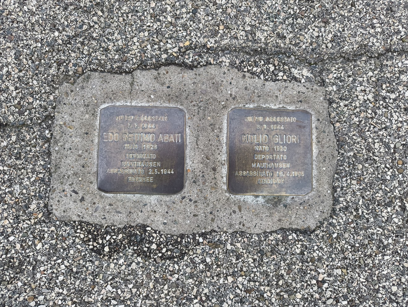 Pietre d'inciampo dedicate a Edo Romano Abati e Giulio Gliori, commemorazione della memoria storica.