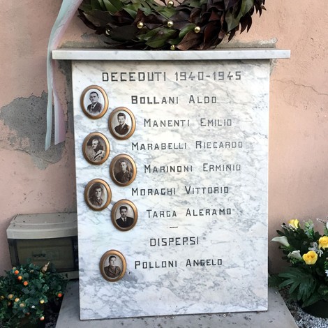 Monumento ai caduti di Barona, dedicato alla memoria di coloro che hanno dato la vita tra il 1940 e il 1945.