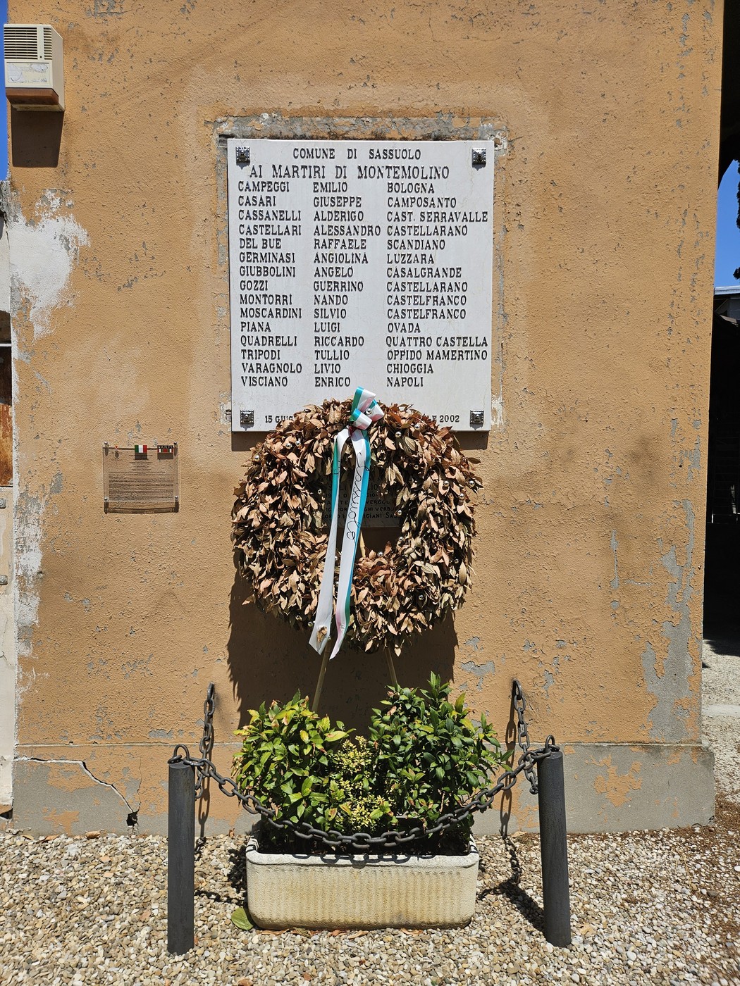 Lapide ai Martiri di Montemolino, Comune di Sassuolo (MO), foto 1