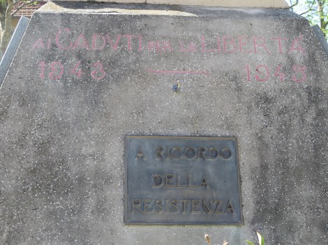 Monumento al partigiano, commemorazione della resistenza e della lotta per la libertà nel 1943-1945.