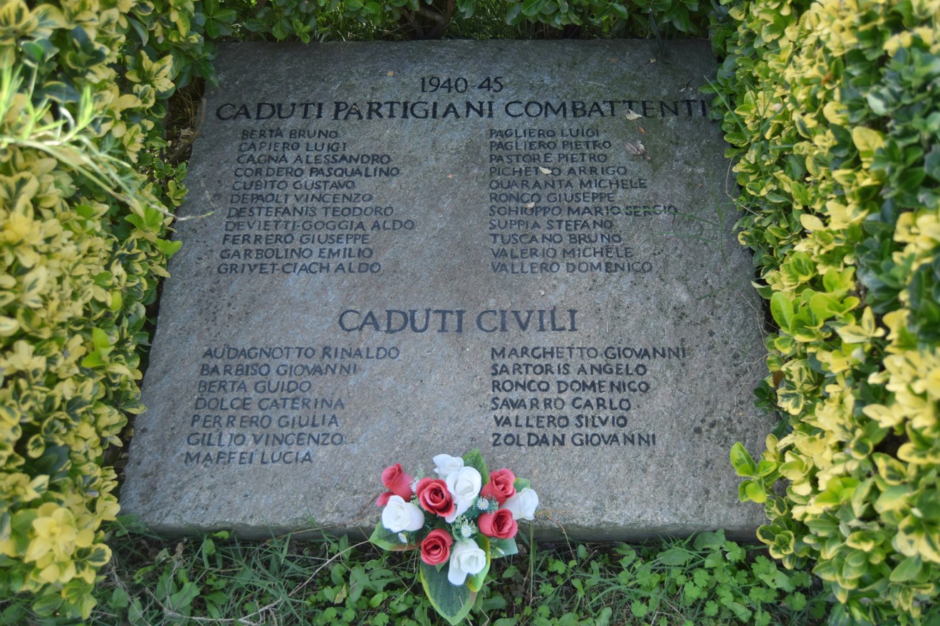 Cippo ai caduti partigiani e civili, Comune di San Maurizio Canavese (TO), foto 1