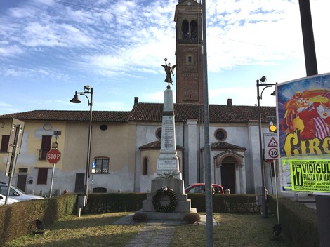 Monumento ai caduti di Vidigulfo, commemorazione e onore ai soldati per la loro eroica dedicazione.