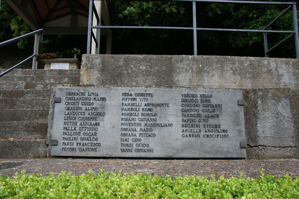 Monumento ai caduti de La Romagna, commemorativo in memoria dei soldati della regione.