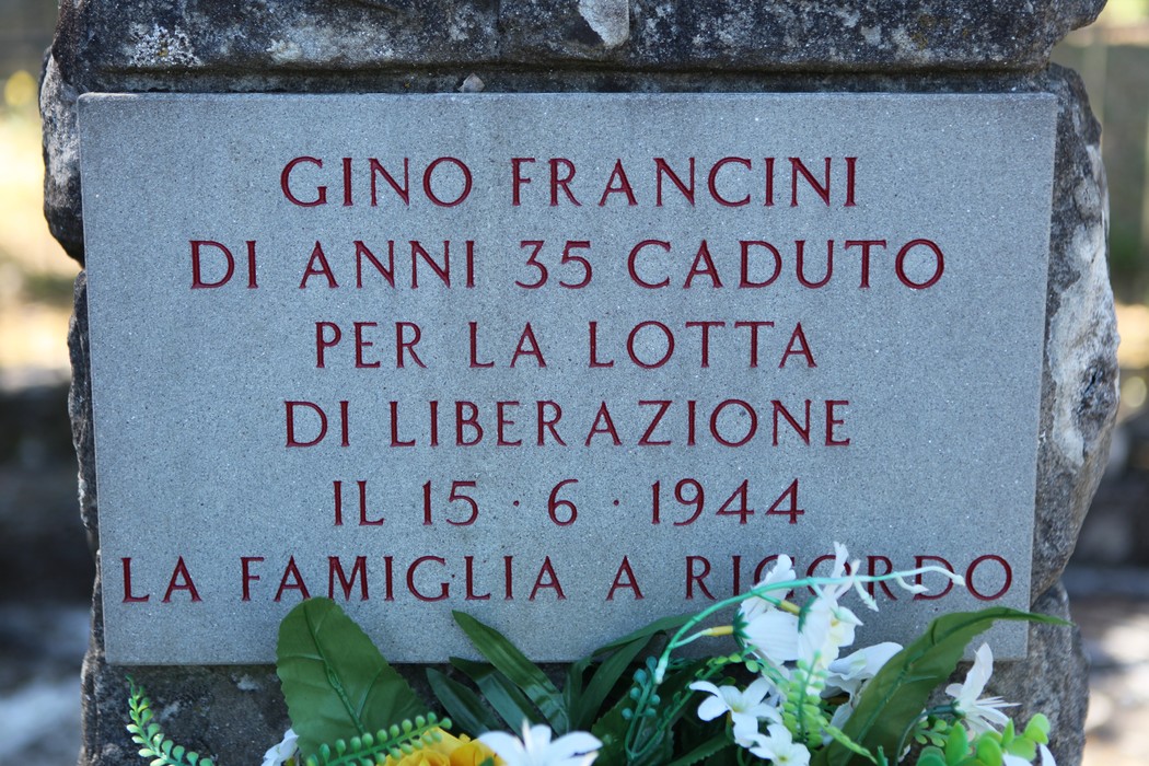 Cippo commemorativo in memoria di Gino Francini, caduto per la libertà il 15 giugno 1944.