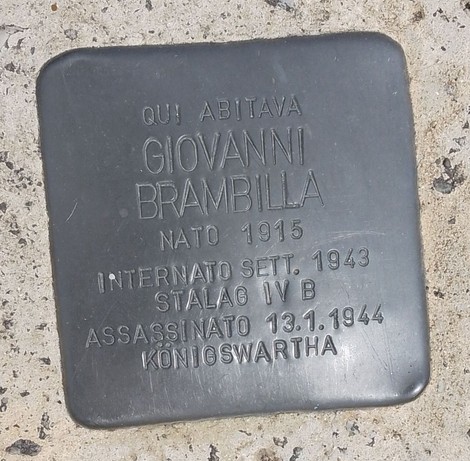 Pietra d'inciampo in memoria di Giovanni Brambilla, vittima della persecuzione durante la Seconda Guerra Mondiale.