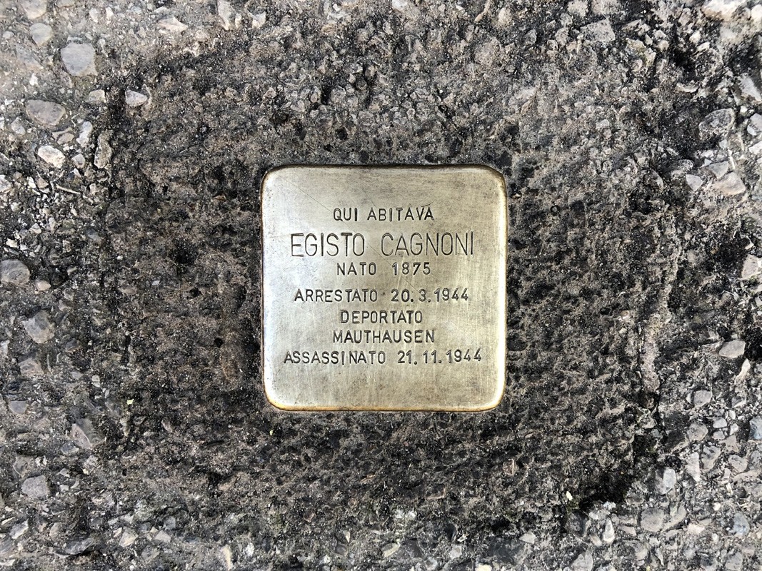 Pietra d'inciampo in memoria di Egisto Cagnoni, deportato a Mauthausen e assassinato nel 1944.