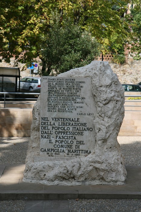 Monumento del ventennale, commemorazione della liberazione dal nazifascismo a Campiglia Marittima.