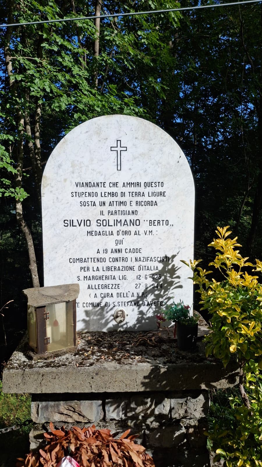 Lapide a Solimano, Comune di Santo Stefano d'Aveto (GE), foto 1
