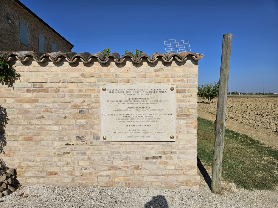 Lapide a Barbieri, Barducci e Fusconi, Comune di Cesena (FC), foto 2