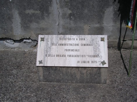 Sacrario del Castellaccio: monumento commemorativo dedicato ai paracadutisti della Brigata Folgore.