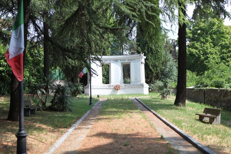 Monumento ai Caduti, Comune di Marano sul Panaro (MO), foto 1