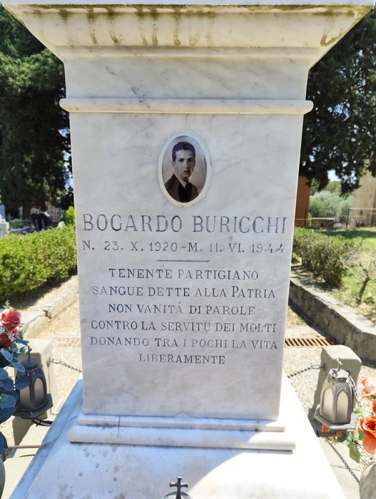 Monumento ai Buricchi, a Chiti e Spinelli, Comune di Carmignano (PO), foto 3