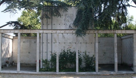 Monumento ai Caduti Partigiani, commemorazione della resistenza e della lotta per la libertà.