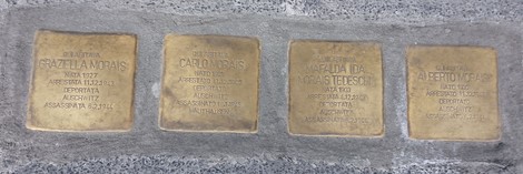 Pietre d'inciampo dedicate alla famiglia Morais-Tedeschi in memoria delle vittime della persecuzione razziale.