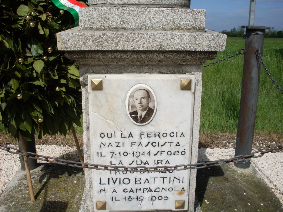 Cippo commemorativo dedicato a Livio Battini, vittima della ferocia nazifascista il 7 ottobre 1944.