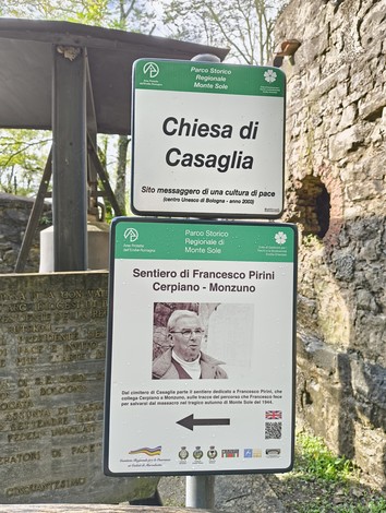 Rovine della chiesa di Casaglia, testimonianza storica immersa nel verde del Parco Storico Monte Sole.