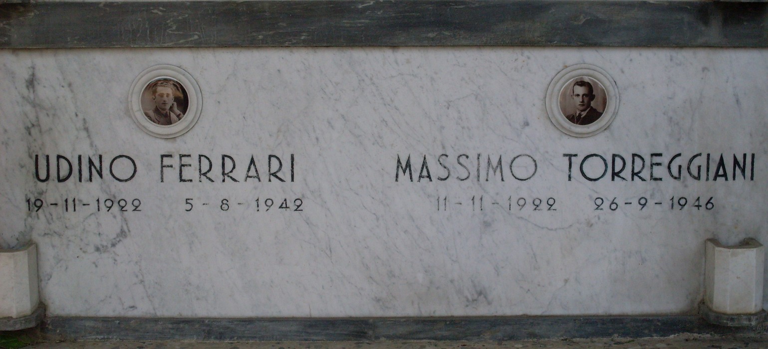 Monumento commemorativo ai caduti di Campegine, dedicato a Udino Ferrari e Massimo Torreggiani.