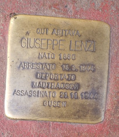 Pietra d'inciampo dedicata a Giuseppe Lenzi, commemorativa della sua deportazione e assassinato a Mauthausen.