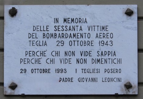 Lapide commemorativa per le vittime del bombardamento aereo di Teglia, avvenuto il 29 ottobre 1943.