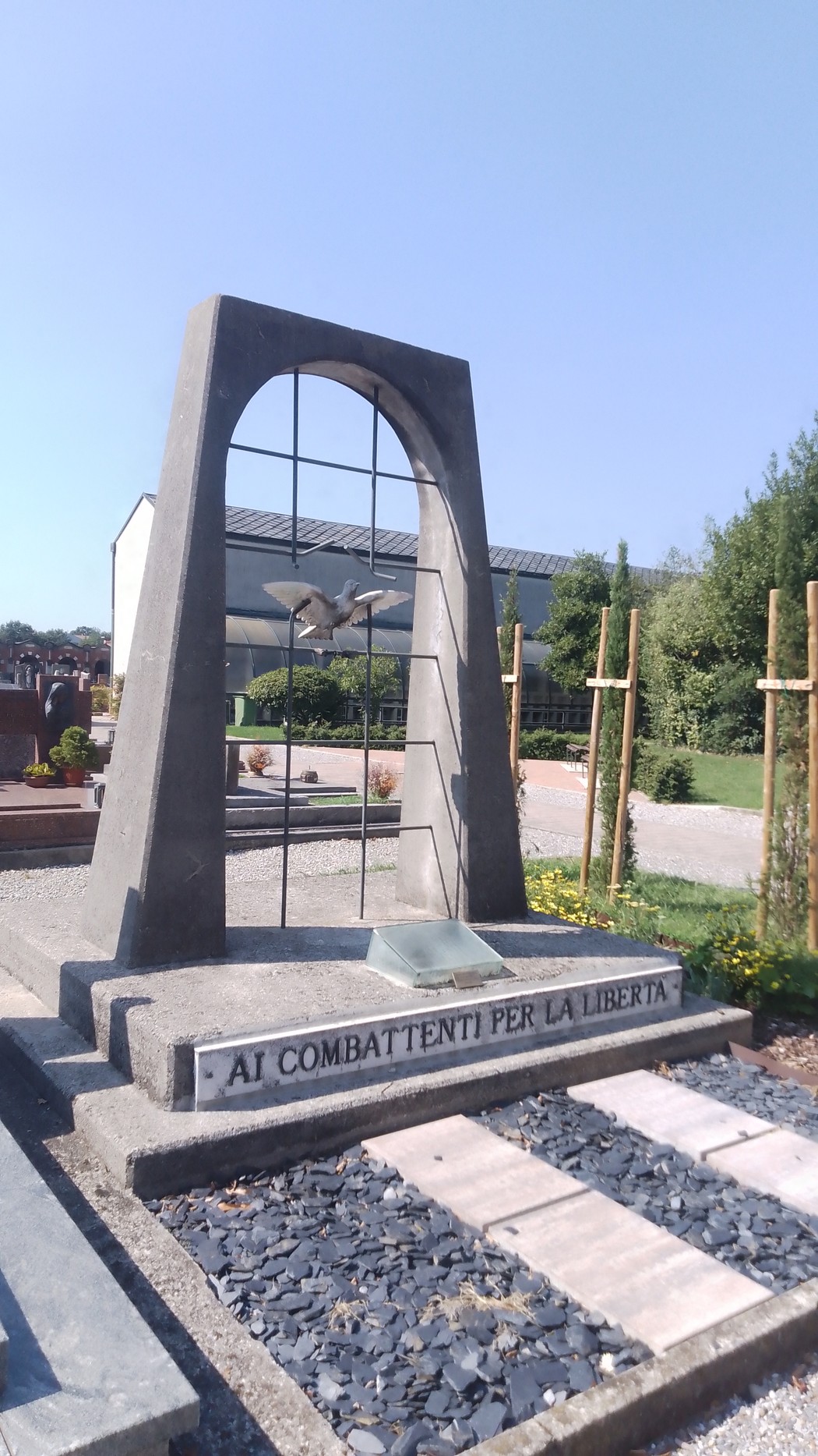 Monumento ai Combattenti per la Libertà, Comune di Vaprio d'Adda (MI), foto 1