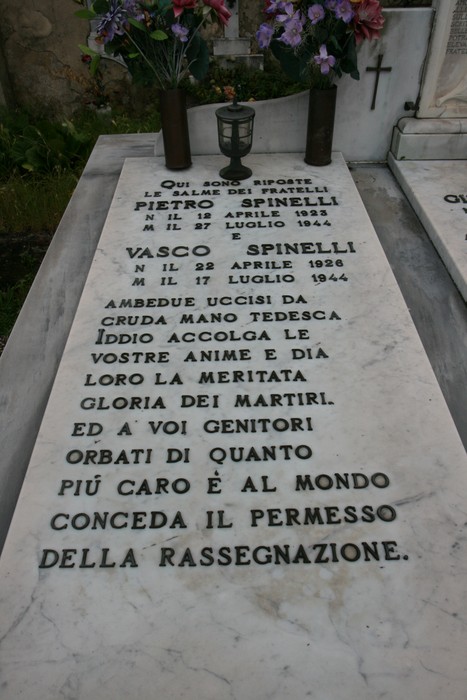 Sepolcro dei partigiani di San Martino alla Palma, commemorazione dei caduti della resistenza.