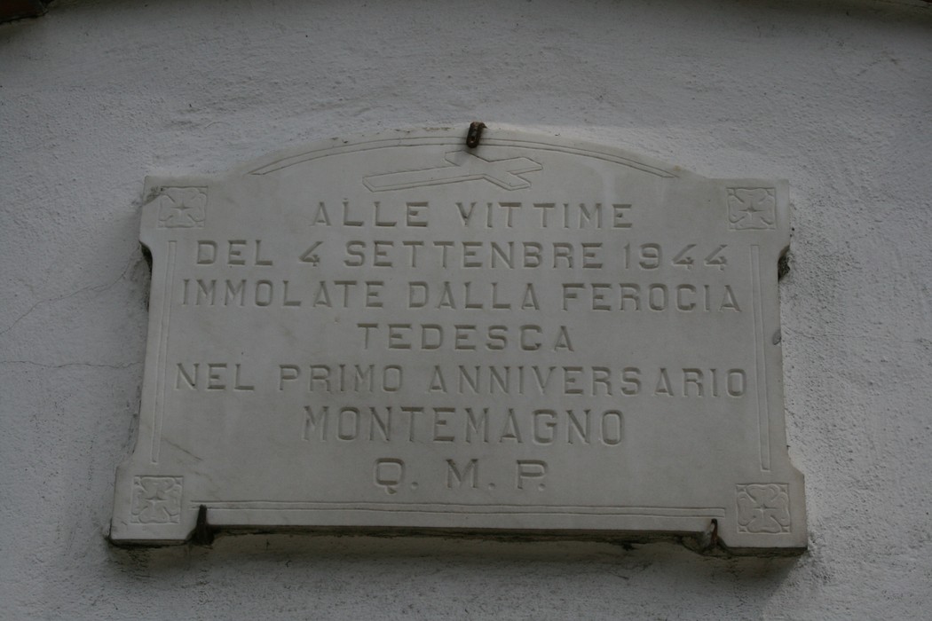 Tabernacolo commemorativo per i caduti di Montemagno, dedicato alle vittime del 4 settembre 1944.