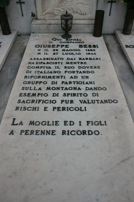 Sepolcro dei partigiani di San Martino alla Palma, commemorazione dei caduti nella lotta contro il nazifascismo.