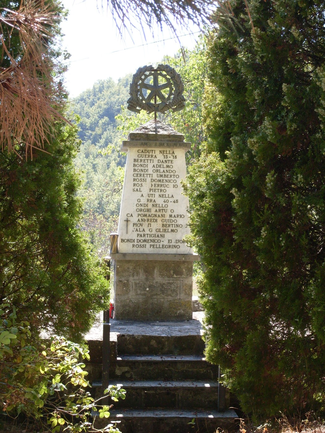 Monumento ai caduti di Morsiano, dedicato ai soldati che hanno dato la vita per la patria.