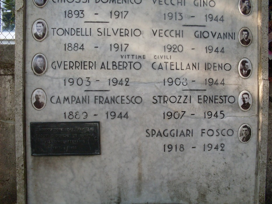 Monumento ai Caduti di Gavasseto, dedicato ai soldati periti in guerre e conflitti.