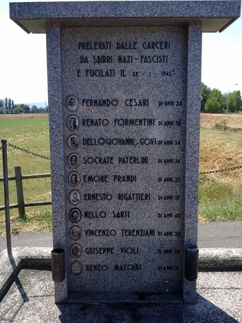 Monumento commemorativo ai fucilati del ponte sul Quaresimo, in memoria delle vittime della repressione fascista.