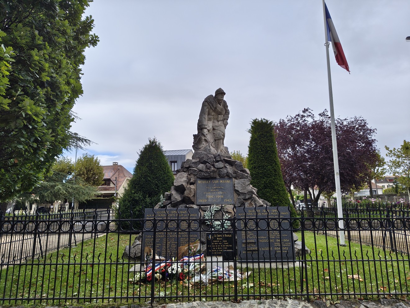 Monumento ai caduti, Francia, foto 1